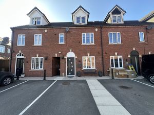 Front Of Property- click for photo gallery